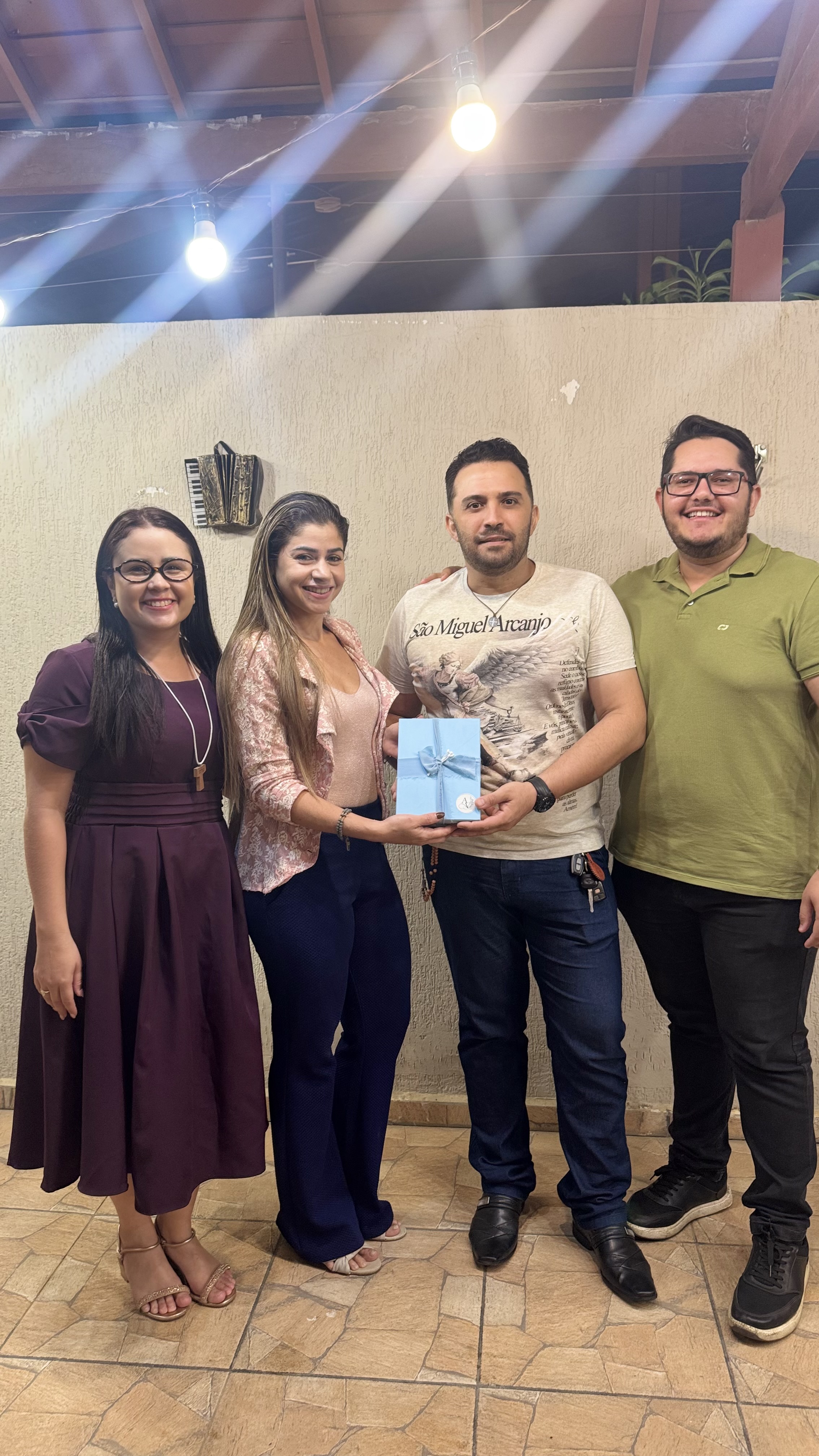 Entrega dos convites aos padrinhos